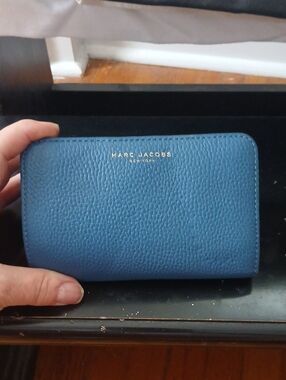 Marc Jacobs Blue Pebbled Leather Zip Wallet